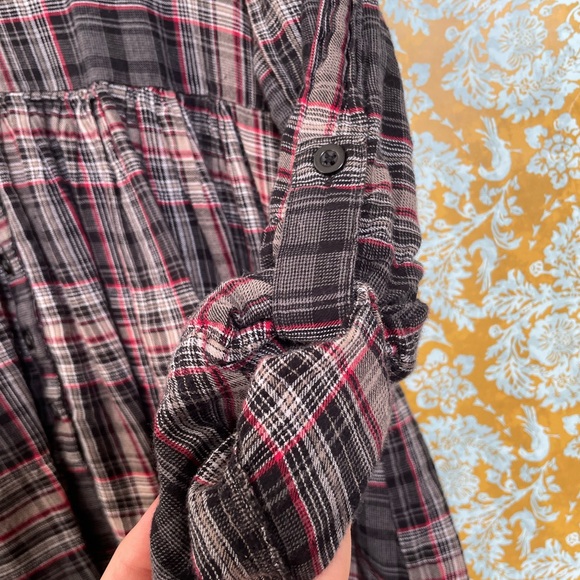 11•1•Tylho Plaid Neck Button Down Top - Picture 4 of 6